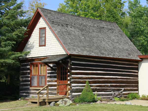 Log house